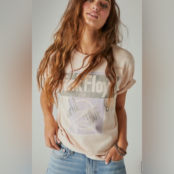 LUCKY BRAND Women’s Pink Floyd Tour '87 Boyfriend Tee-Peach whip - Large - Picture 2 of 6